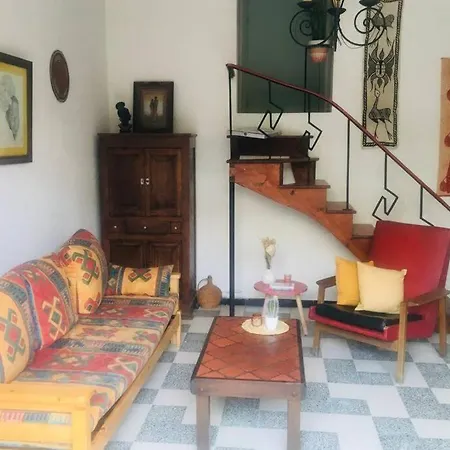 Belle Maison Avec Jardin A 1mn De La